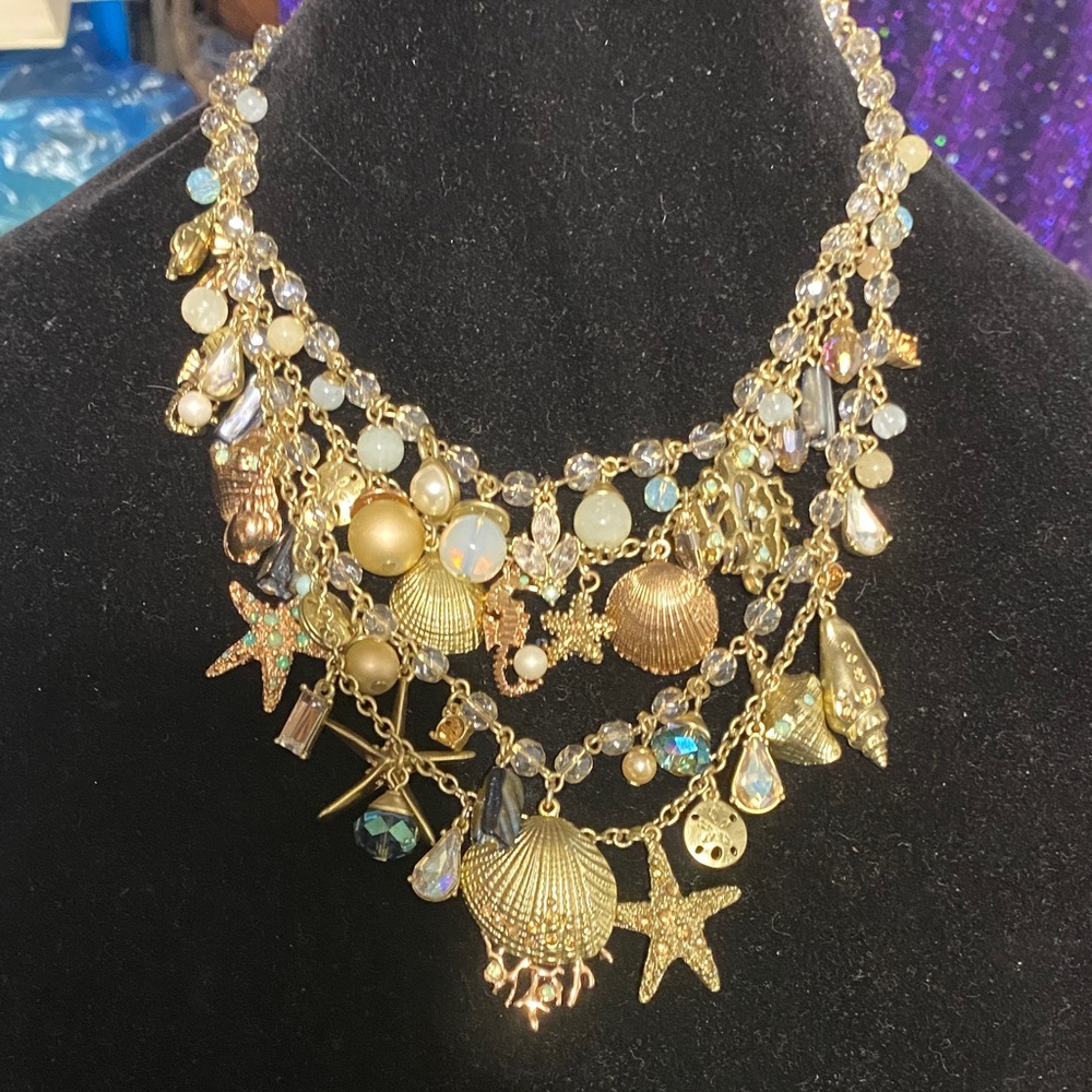 BEAUTIFUL St Thomas Goldtone 2 strand beaded Seashell Charm Necklace